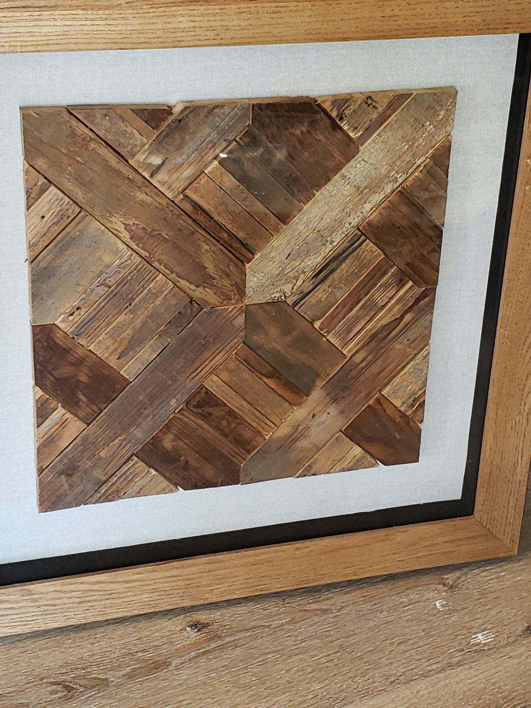 WALLDECOR-WOOD 24" SQUARE