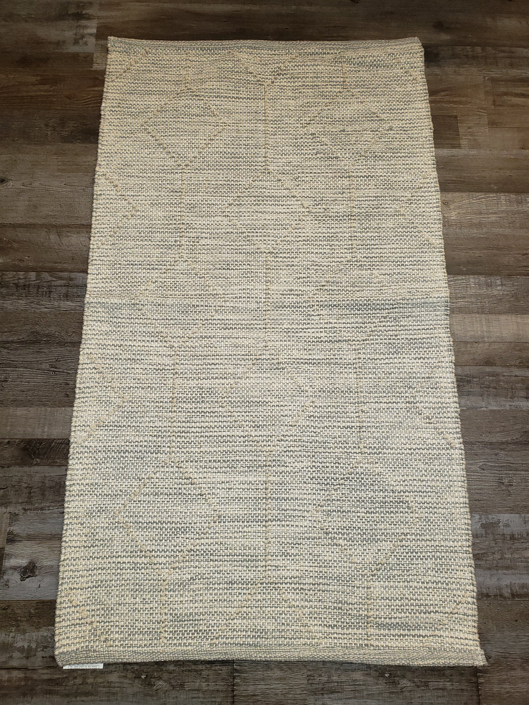 Rug-2046 Grey Diamond