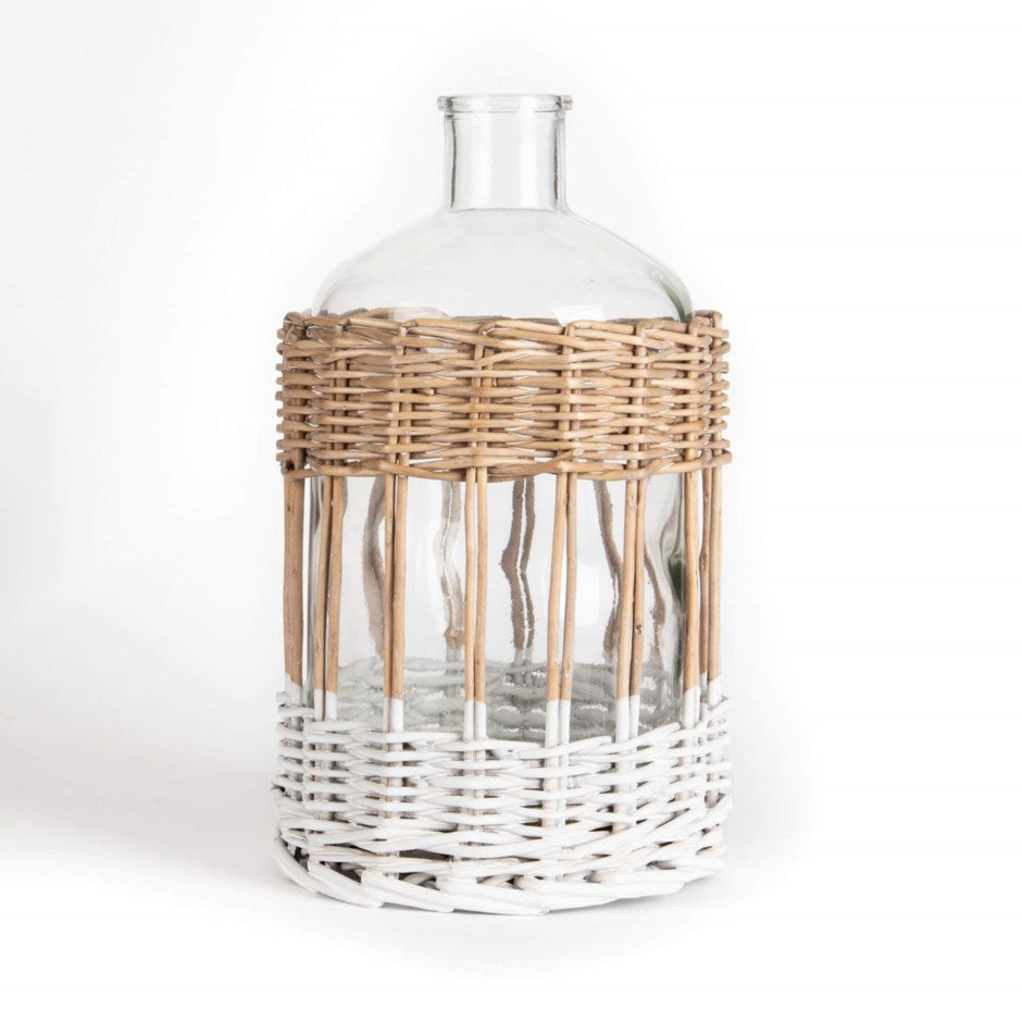 GLASS BOTTLE WITH WICKER HOLDER