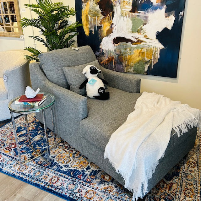 2506-29 DYNASTY CHAISE