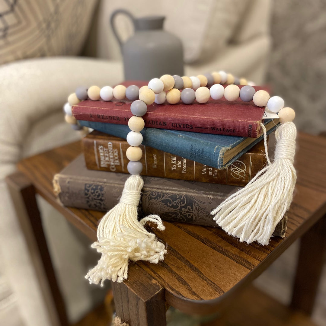 GREY & NATURAL WOODEN BEAD GARLAND
