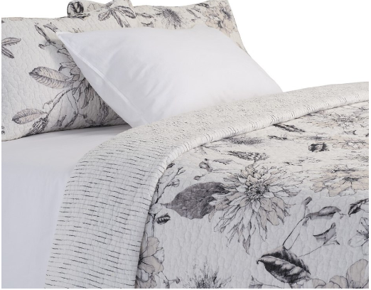 JUSTINA QUILT SET