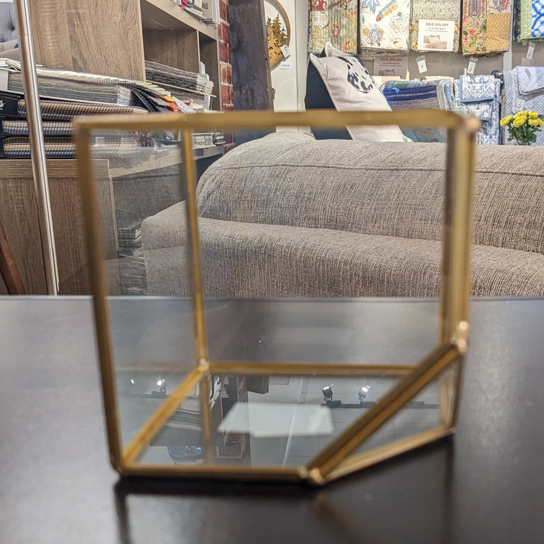 GOLD SMALL GLASS TERRARIUM
