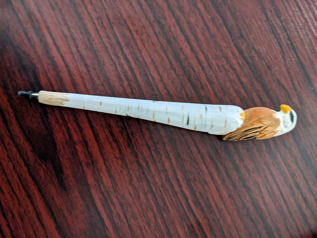 EAGLE HEAD ON PEN