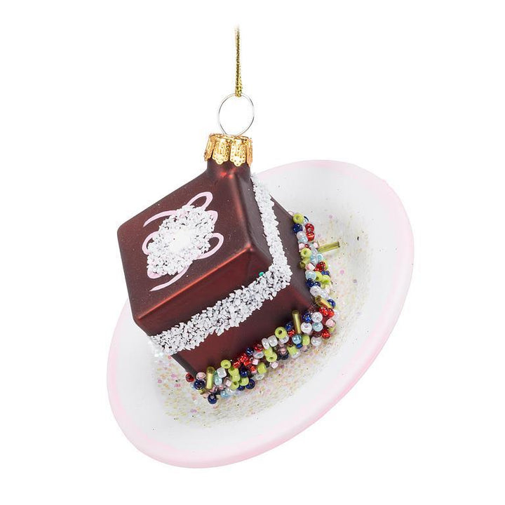 PETIT  FOURS ON PLATE DECORATION