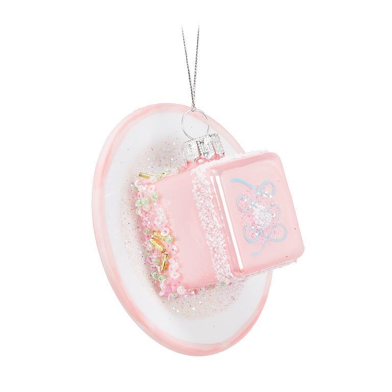 PETIT  FOURS ON PLATE DECORATION