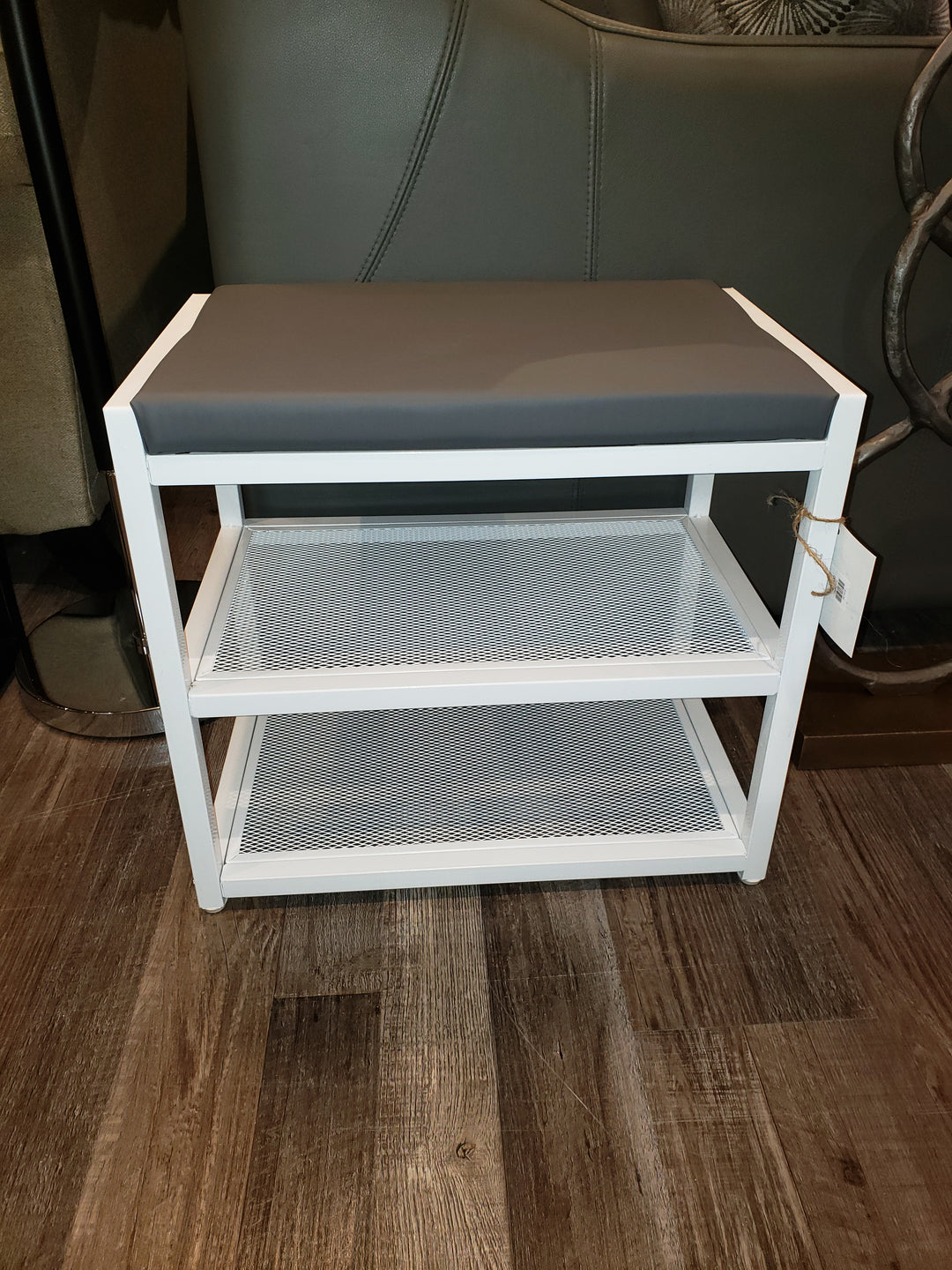 SMALL SHOE BENCH
