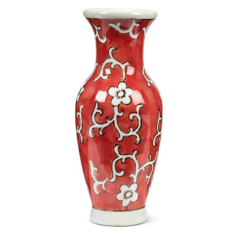 DYNASTY SLENDER RED FLORAL VASE
