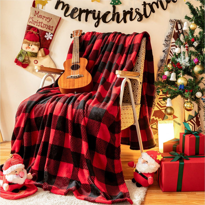 SUPER SOFT PLUSH THROW  Assorted