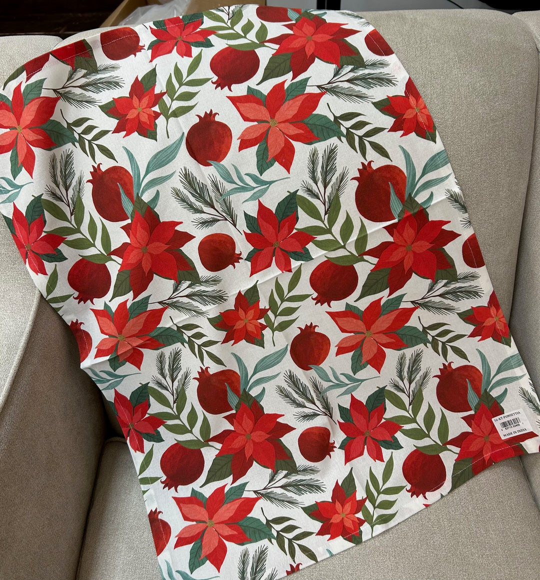 ASSORTED CHRISTMAS TEA TOWELS