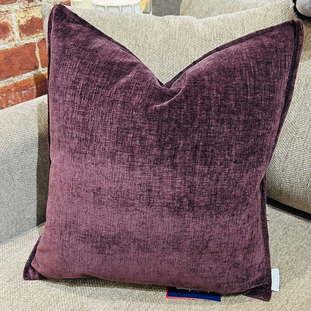 TOSS VALERA ACCENT CUSHIONS