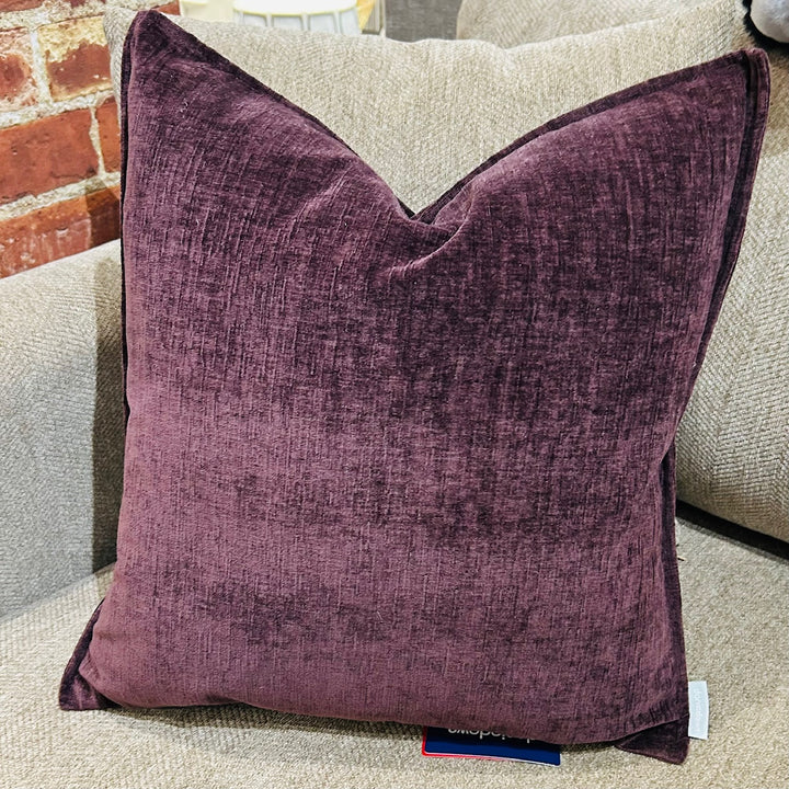TOSS VALERA ACCENT CUSHIONS