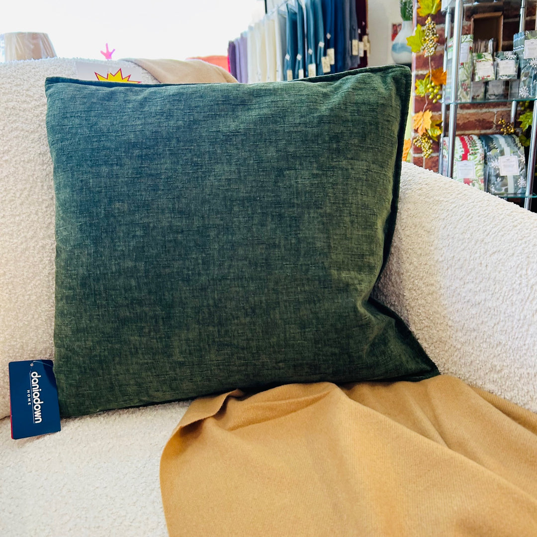 TOSS VALERA ACCENT CUSHIONS