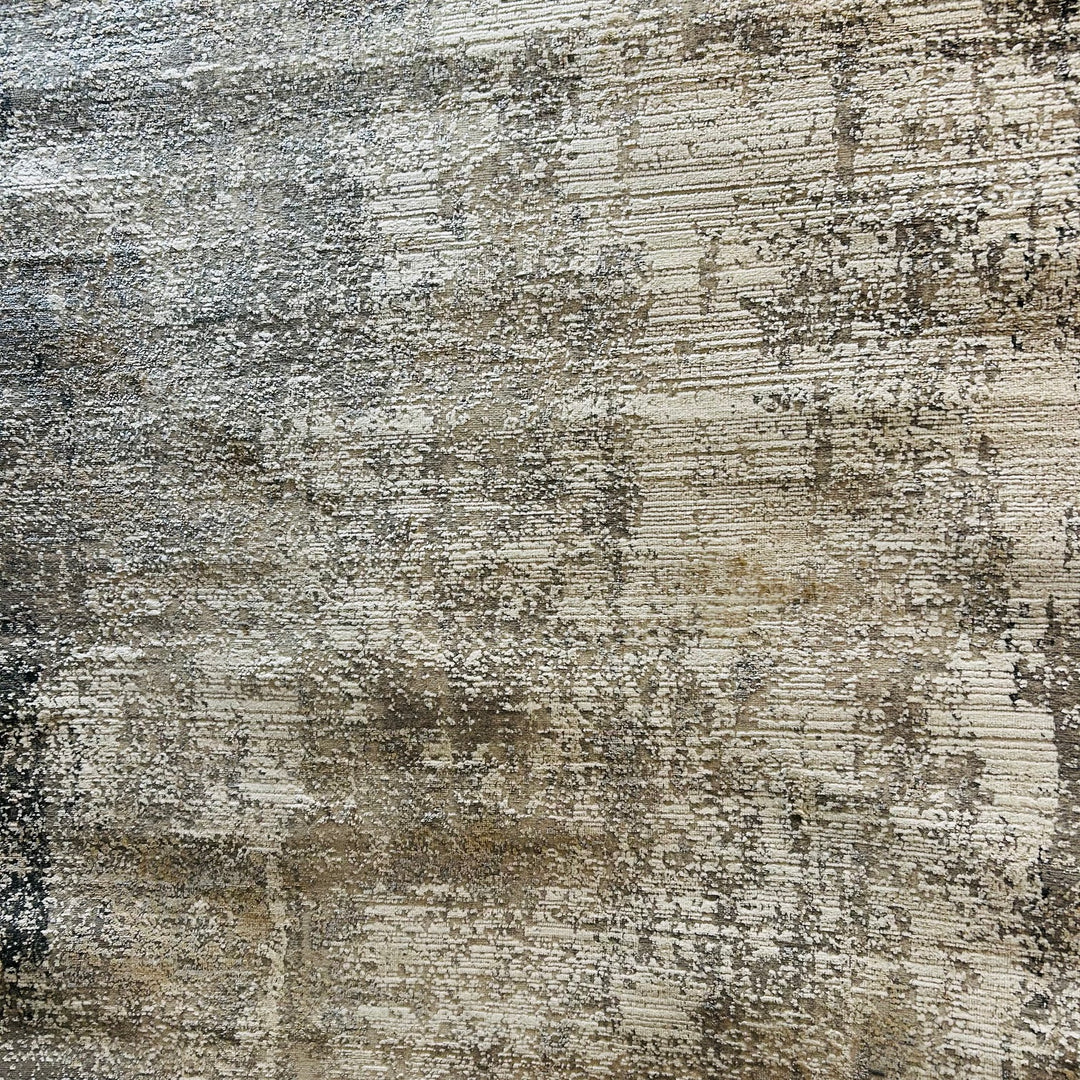 NOOVO AREA RUG 5 x 7