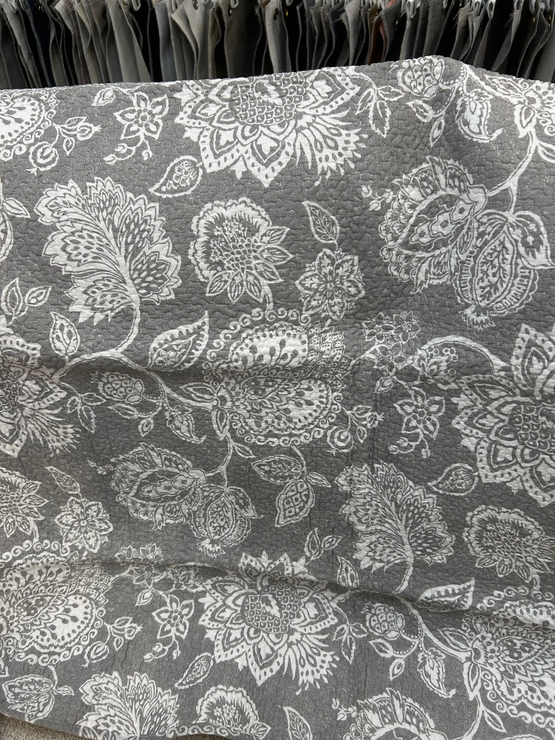 CHARISMA QUILTED THROW