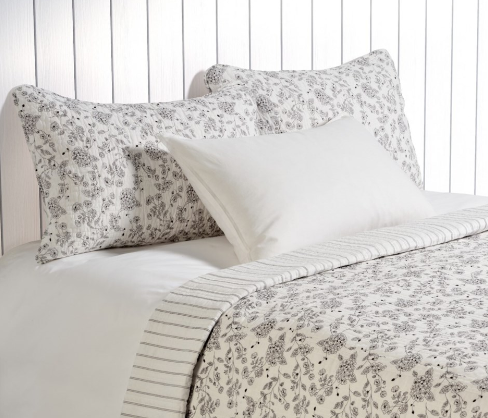 CAMPAGNE KING QUILT
