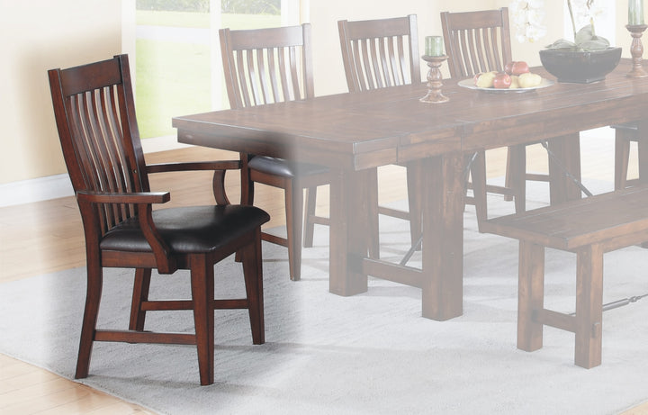 RETREAT DINING COLLECTION