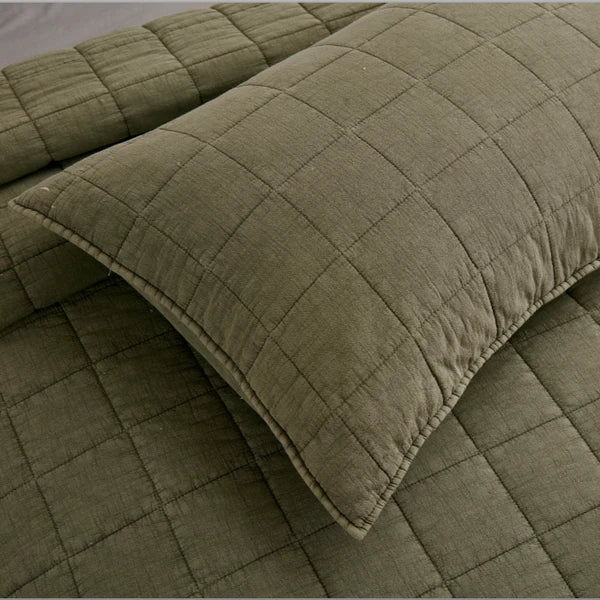 SQUARE GREEN COVERLET SET QUEEN